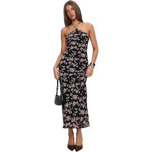 Princess Polly Women’s Anisa Halter Maxi Dress Black Floral(Black)