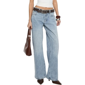 Princess Polly Women’s Serenitia Mid Rise Straight Leg Jeans Light Wash(Light Wash)